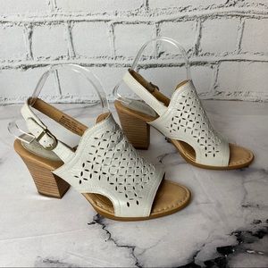 Born Slingback Laser Cut Sandals - Leather Size 8M